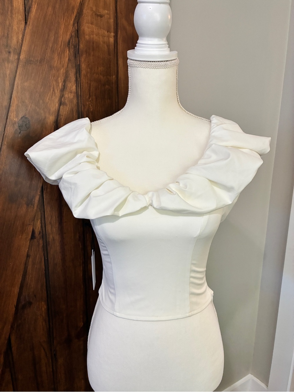 ASTR The Label Daydreamer Women's Puff Sleeve Smocked Top XS NWT Romantic Boho